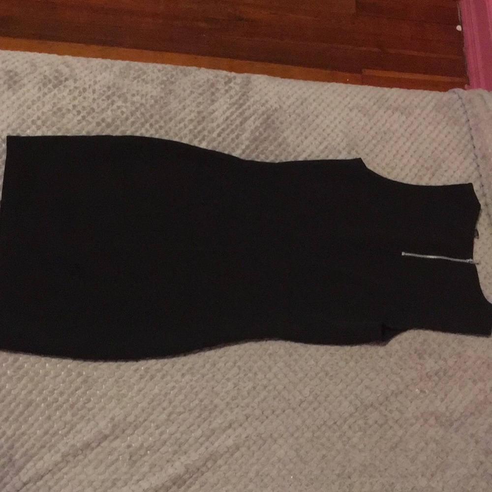 Black Ribbed Dress - Picture 3 of 3